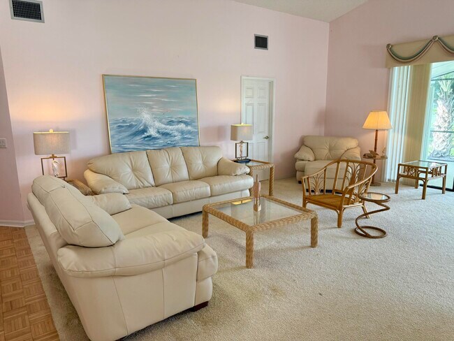 Foto del edificio - 6231 SE Ames Way