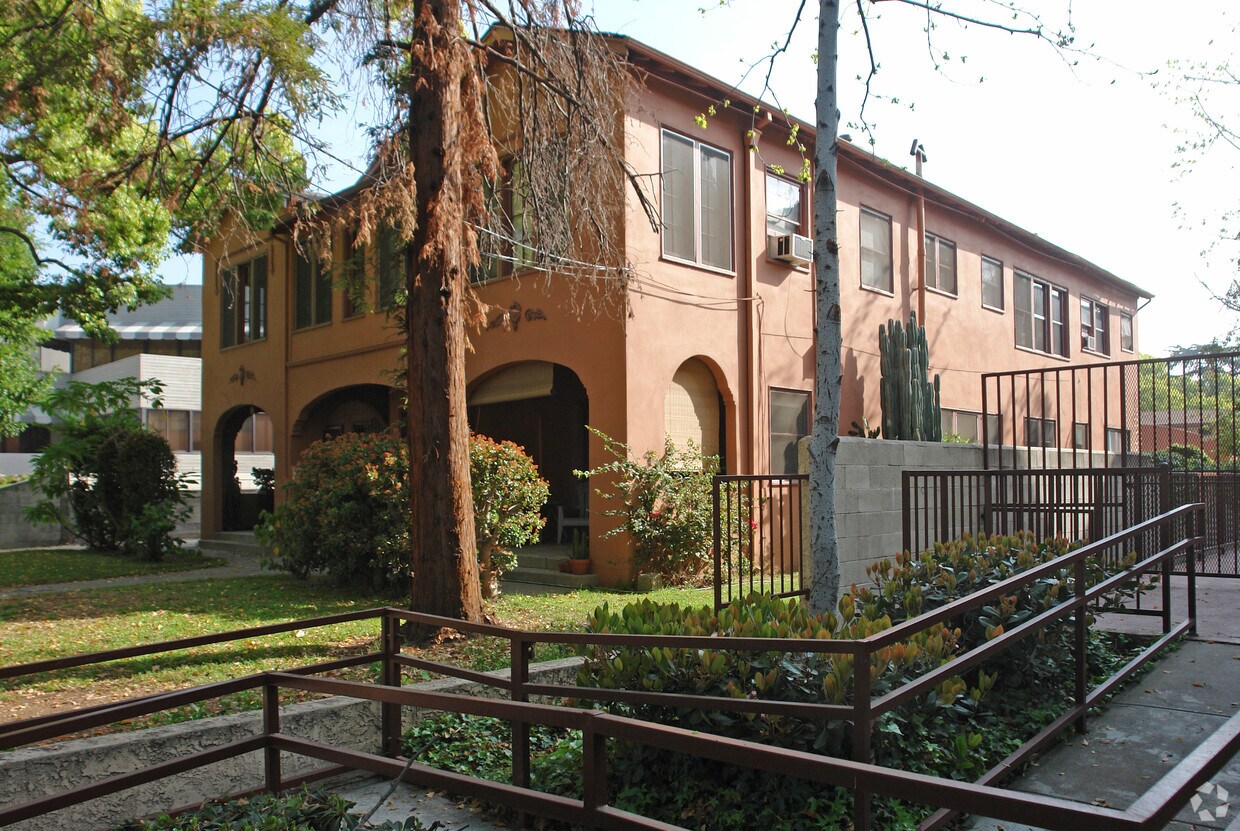 Building Photo - 86 Catalina Ave