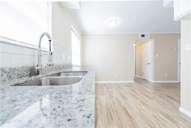 Foto del edificio - 3712 N 6th St