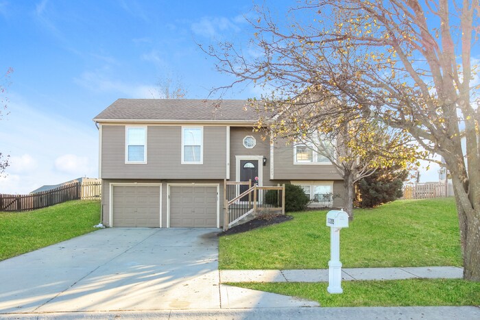 Foto principal - 11205 N Ditman Ave