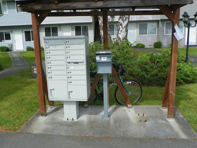 locking mailboxes - 1019 22nd St