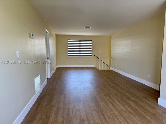 Foto del edificio - 19360 SW 103rd Ct
