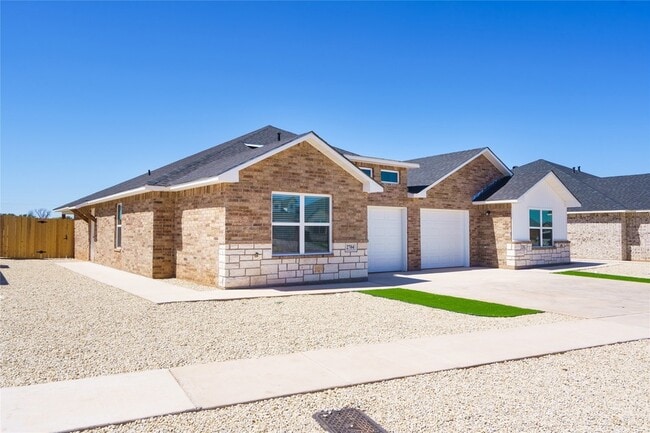 Building Photo - 2702 Baron Ave