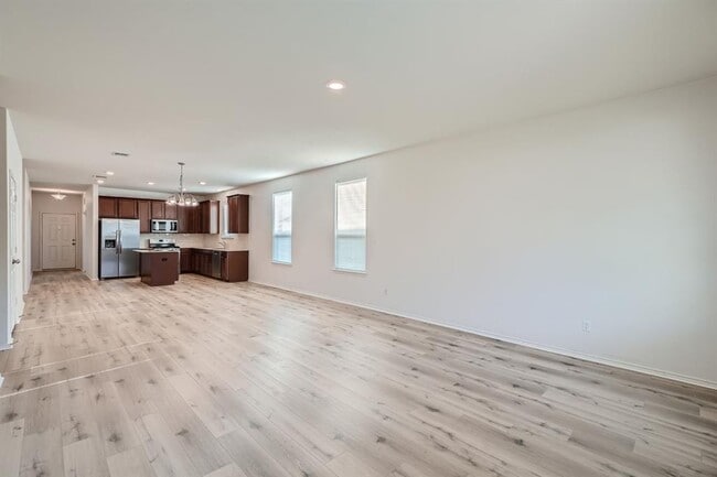 Foto del edificio - 190 Purple Heart Dr