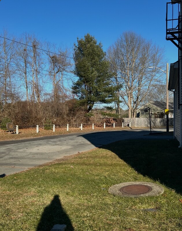 Foto del edificio - 1143 Sassaquin Ave