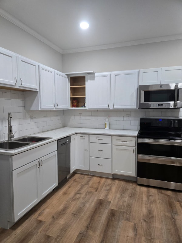 Primary Photo - 1312 W Widenham St