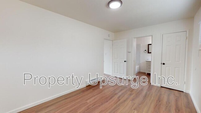 Foto del edificio - 2405 Old Eureka Way