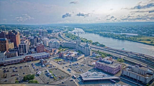 Building Photo - 90 Madison Ave