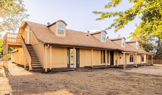 Building Photo - 3225 N Starlight Dr