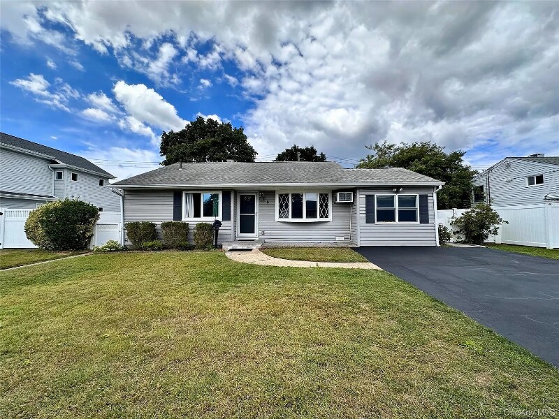 Foto principal - 5 Eagle Ln