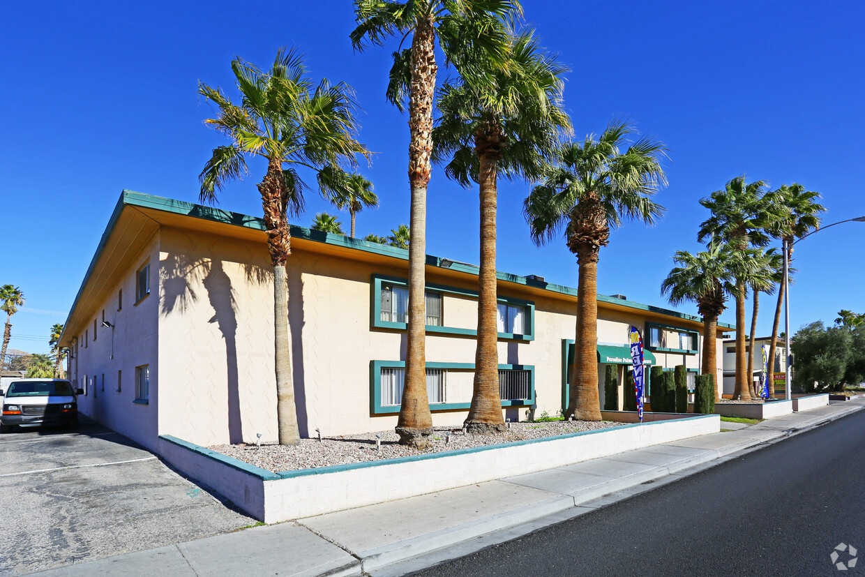 Primary Photo - PARADISE PALMS Apartments