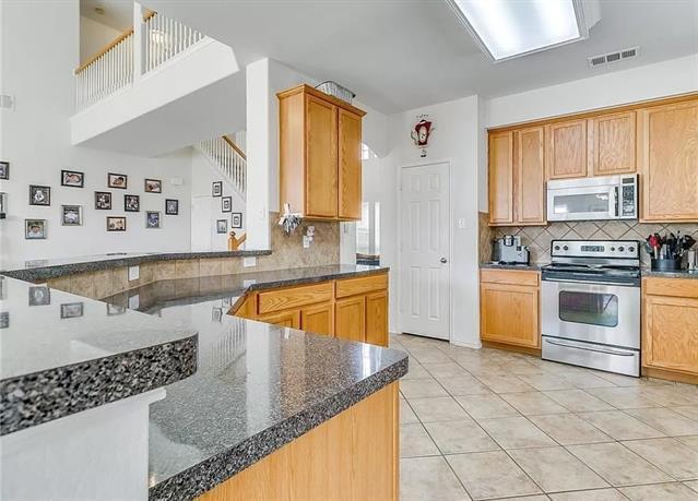 Building Photo - 4609 Pine Ridge Ln