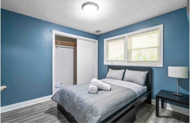 Foto del edificio - 3814 East Ave