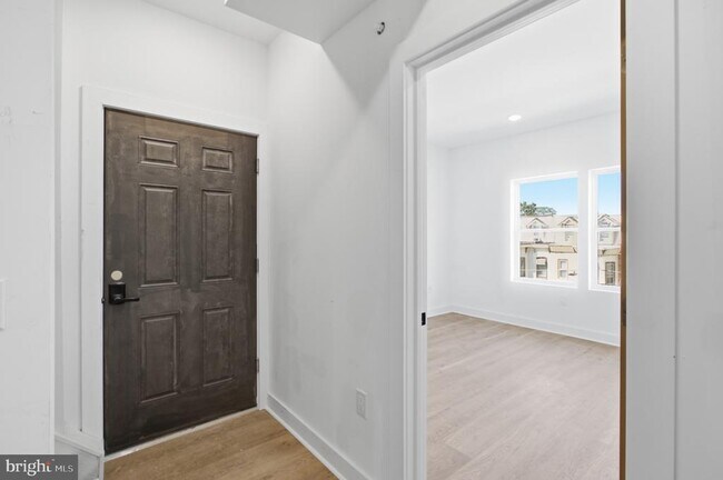 Foto del edificio - 669 N 39th St