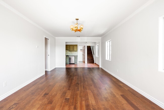 Foto del edificio - 5129 Chester St