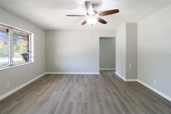 Foto del edificio - 1504 N 24th Ave