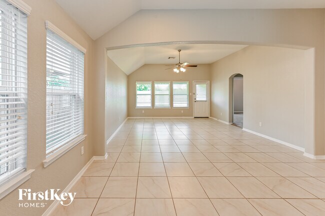 Foto del edificio - 29462 Ridge Clearing Trail