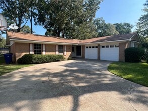 Building Photo - 1140 Homewood Dr