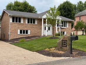 Building Photo - 4723 Lucy Dr