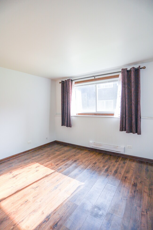 Building Photo - 2507 24th St