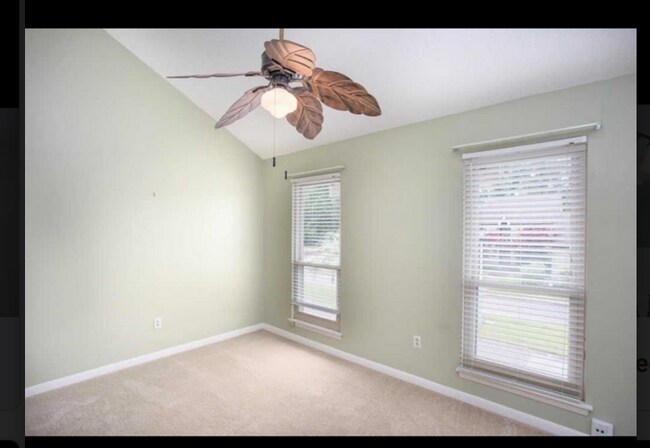 Building Photo - 51 BRIGHTON CIR