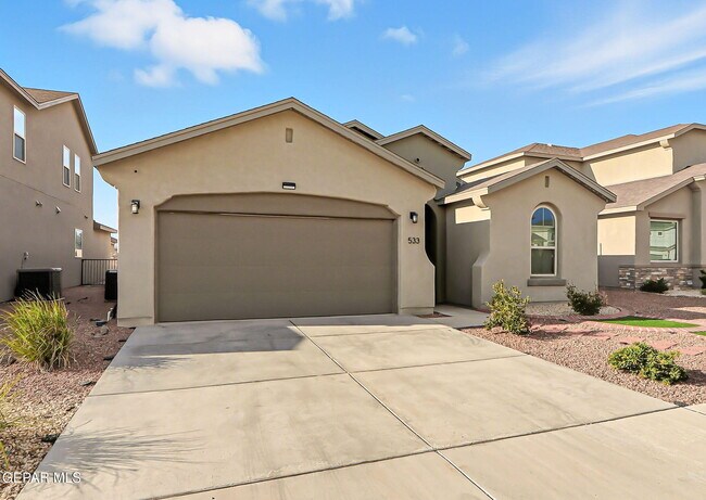Building Photo - 533 Twilight Dr