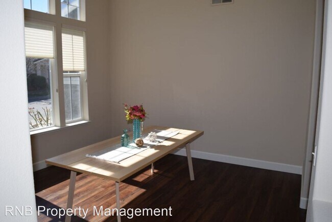 Building Photo - 4 br, 2.5 bath House - 58 Richardson Road