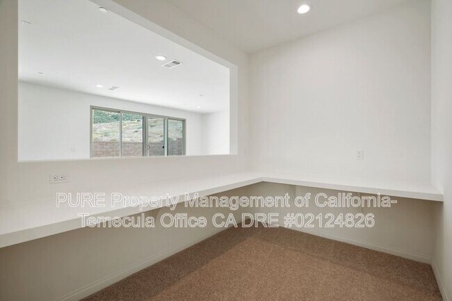 Building Photo - 25381 Luna Peak Rd