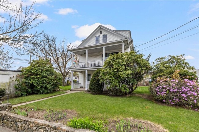 Foto del edificio - 1561 Cranston St