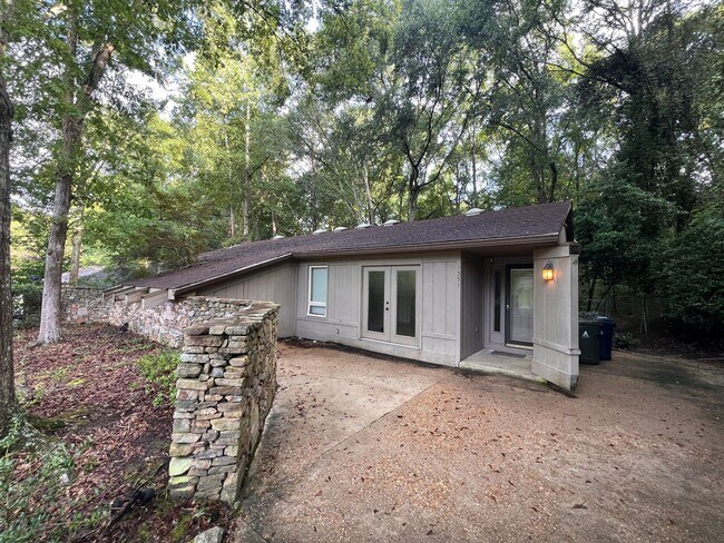 Foto del edificio - Hampton 1351-1353