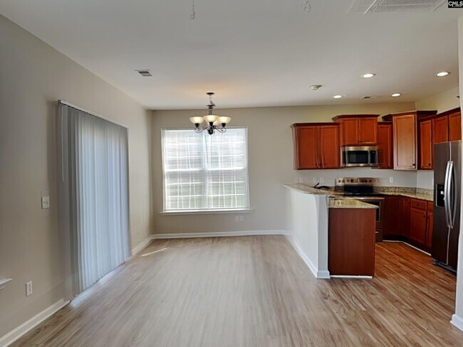 Foto del edificio - 651 Braekel Way