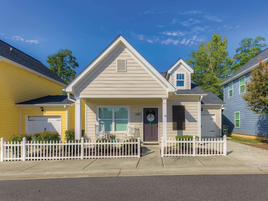 LEO at Augusta Commons Houses for Rent North Augusta, SC