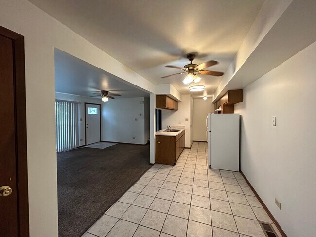 Building Photo - 20170 Willow Dr