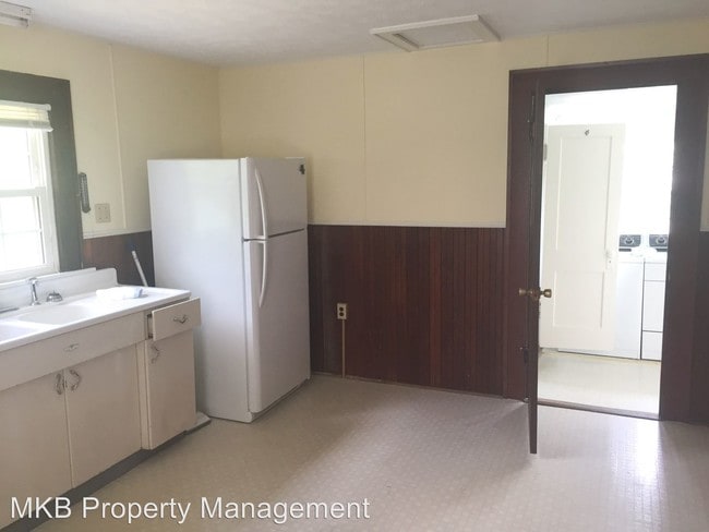 Foto del edificio - 3095 Coopers Cove Rd