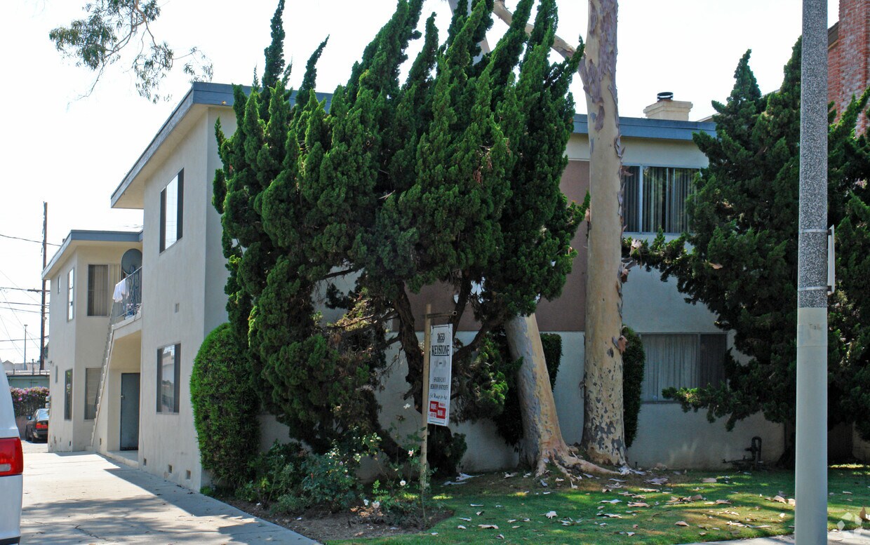 Foto del edificio - 3653 Keystone Ave