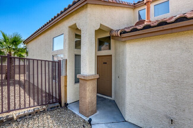 Building Photo - Great 4 bedroom home with NO HOA!