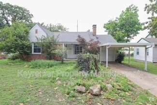Building Photo - 2220 S Indianapolis Ave