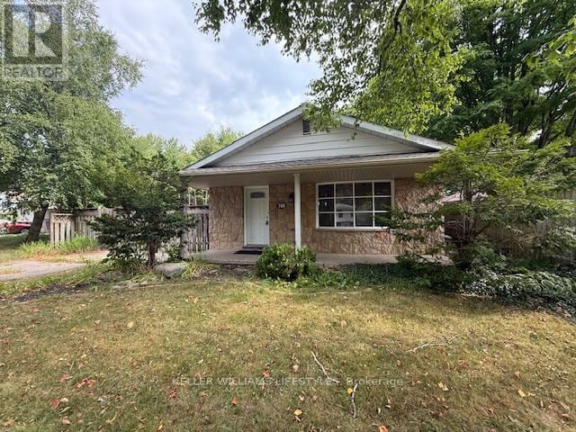 Photo principale - 748 Algoma Ave
