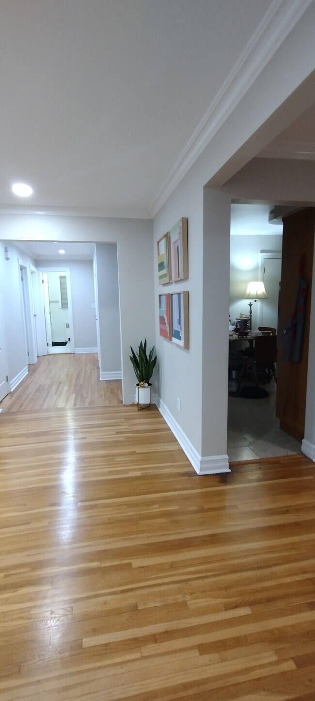 Building Photo - 07650 Zip