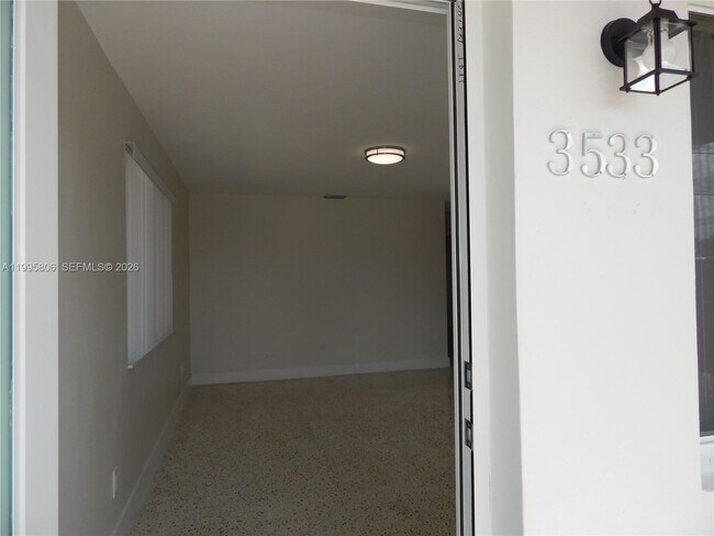Foto del edificio - 3533 SW 89th Ct