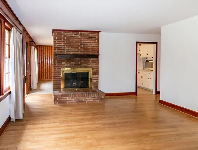 Foto del edificio - 3412 Dogwood Dr
