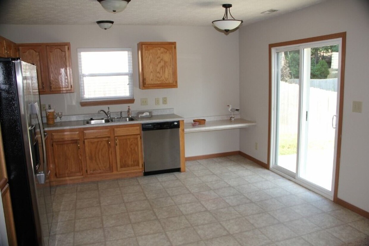 Foto principal - 633 Royce Dr