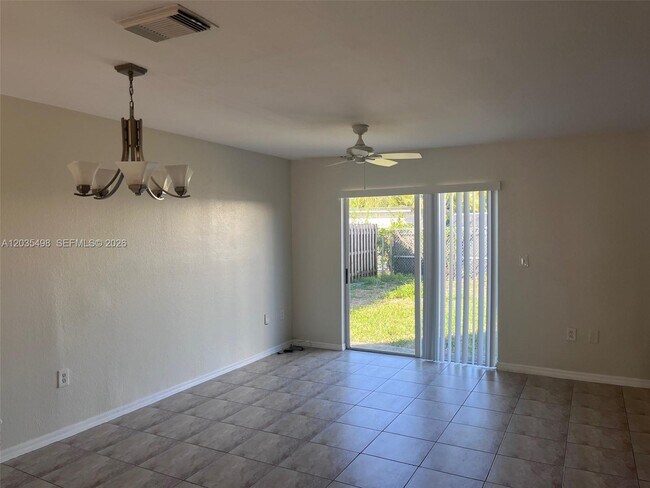 Foto del edificio - 13495 SW 262nd St