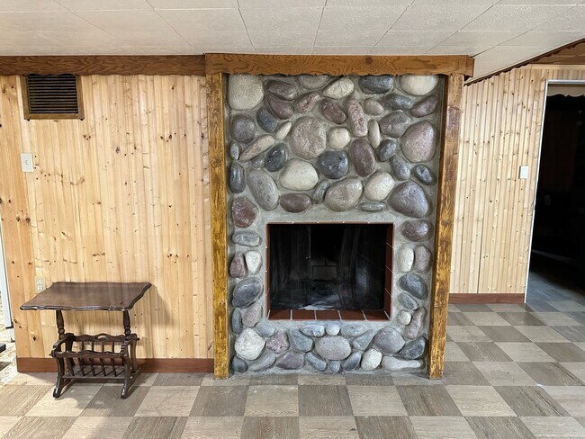 Wood burning fireplace - 3031 Martin Ave