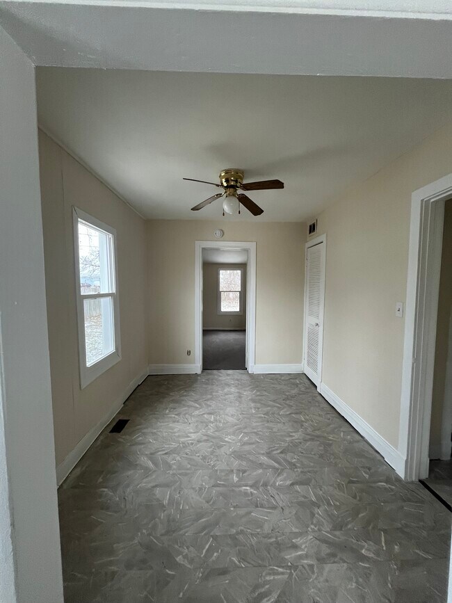 Foto del edificio - 579 N 30th St