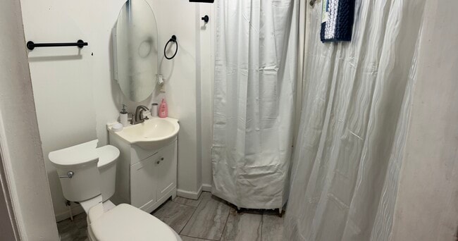 Building Photo - 30 Merrick Ave