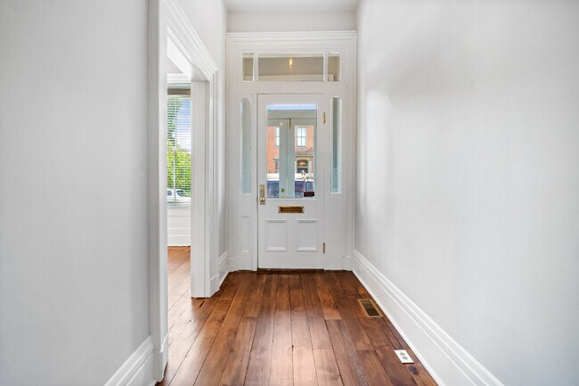 Photo - 832 Western Ave House