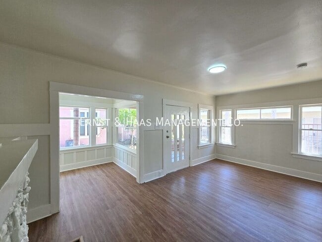 Building Photo - 1027 1/2 E. Ocean Blvd.-