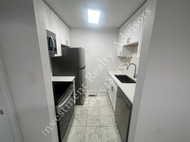 Foto del edificio - 425 S 900 E