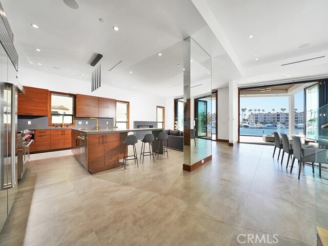 Foto del edificio - 17091 Edgewater Ln